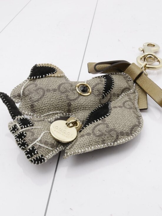 Gucci Accessories - Gucci Great Dane "Ulisse" Bag Charm